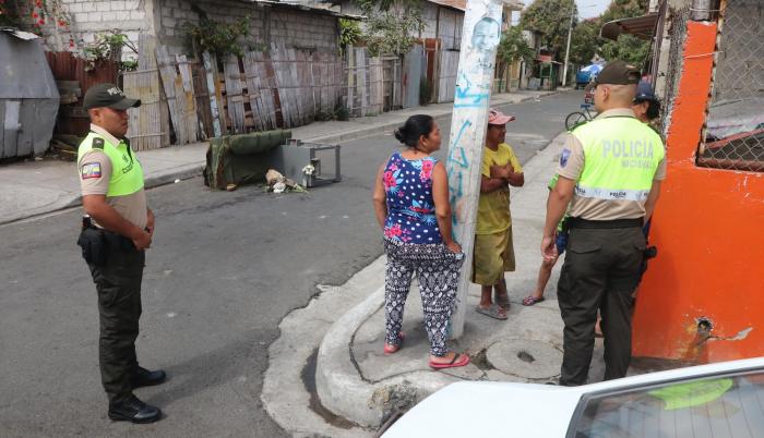 Escenario. En este lugar, conocido como las 5 Esquinas, fue asesinado Michael Alvarado el pasado martes.