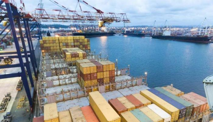 Puerto. Los contenedores en el Puerto de Guayaquil, donde se realiza la mayor actividad de comercio exterior.