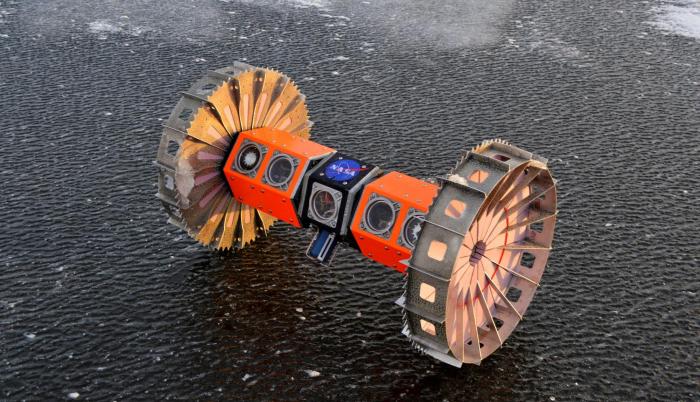 El robot Bruie, uno de los artefactos tecnológicos que será utilizado para la exploración de la luna de Júpiter en 2025.