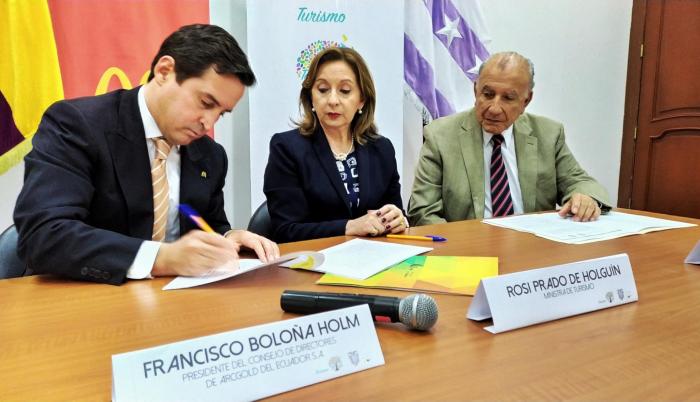Francisco Boloña destacó que tras la inversión se esperan generar más de 200 plazas de trabajo.