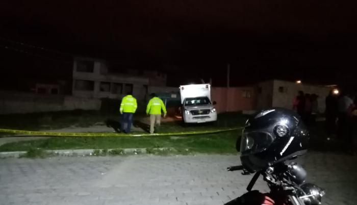 El crimen ocurrió dentro de una vivienda en Calderón