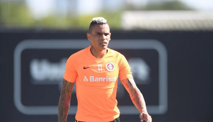 Álvez no ha tenido continuidad en el Inter de Porto Alegre.