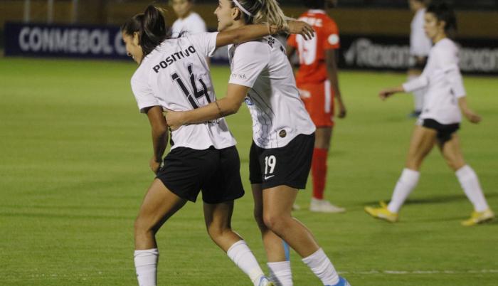 Corinthians goleó 4-0 al América de Cali y definirá ante Ferroviaria el título de la Copa Libertadores femenina.