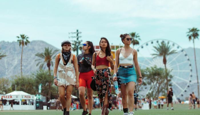 Grupos de chichas de todas partes del mundo asisten a este festival enseñando la mejor versión de ellas mismas.