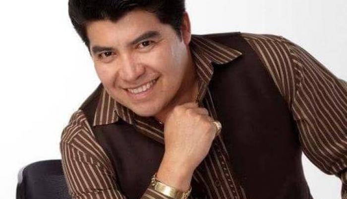 El cantante música popular es querido y respetado por sus fanáticos, pero su vida ha estado expuesta al ojo público y en ocasiones ha tenido que afrontar la polémica.