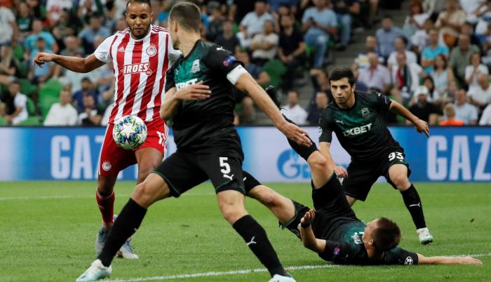 Krasnodar enfrentó a Olympiacos, este martes. Durante el encuentro Cristian Ramírez estuvo en el banco de suplentes.