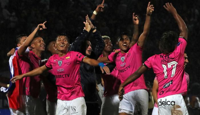 Independiente del Valle se consagró en la Copa Sudamericana, tras vencer 3-1 a Colón.