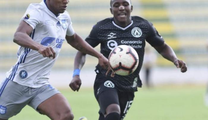 Hernández llegaría al Emelec para reforzar la banda izquierda, donde atravesó serios problemas durante esta temporada.