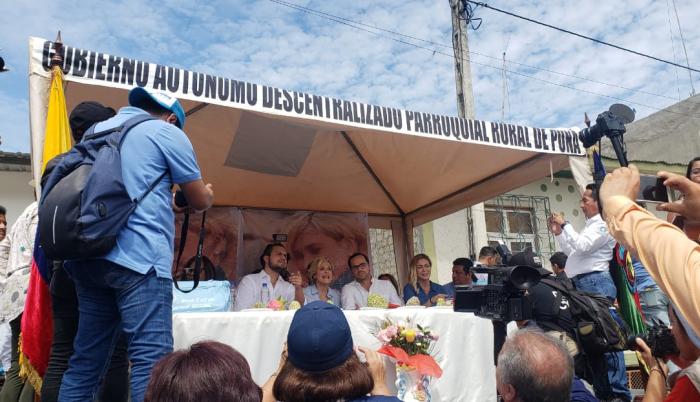 Este viernes, la alcaldesa Cynthia Viteri llegó a la zona para la presentación de los proyectos, a cargo de la Dirección de Acción Social y Educación.