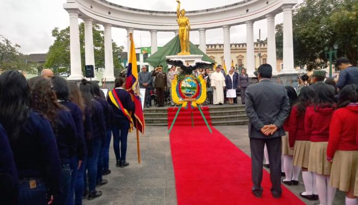 Este jueves 31 de octubre se conmemora el Día del Escudo.