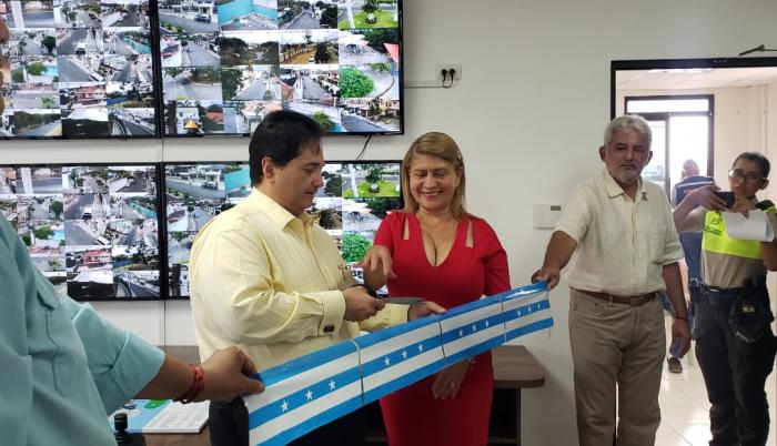 Inauguración del sistema de monitoreo.