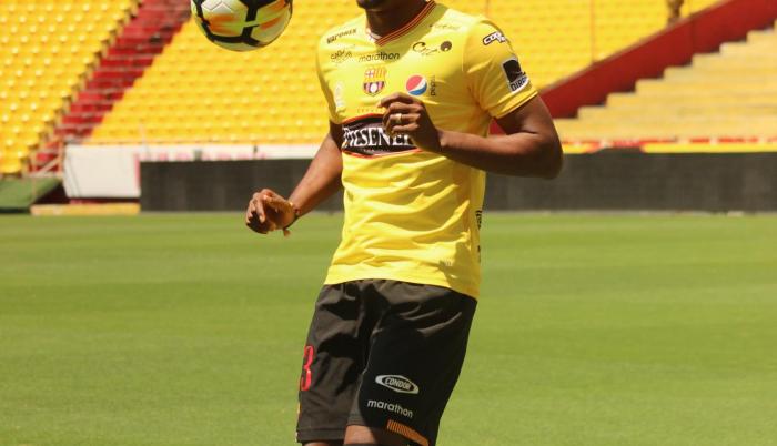 Frickson Erazo jugador de Barcelona.