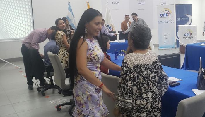 La presidenta del CNE participó de un evento con varias mujeres autoridades locales electas de las provincias.