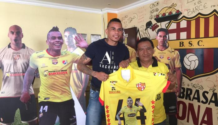 Jonathan Álvez y Ángel Encalada hicieron un pacto antes del Clásico.