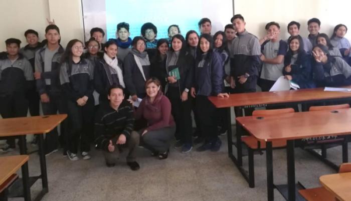 Los cursantes son alumnos de la Unidad Educativa Herlinda Toral.
