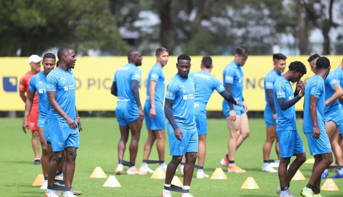 Entrenamiento de Liga de Quito previo a su juego contra Delfín por la Final de ida de la Liga Pro, el entrenamiento se dio en el complejo de Pomasqui.
