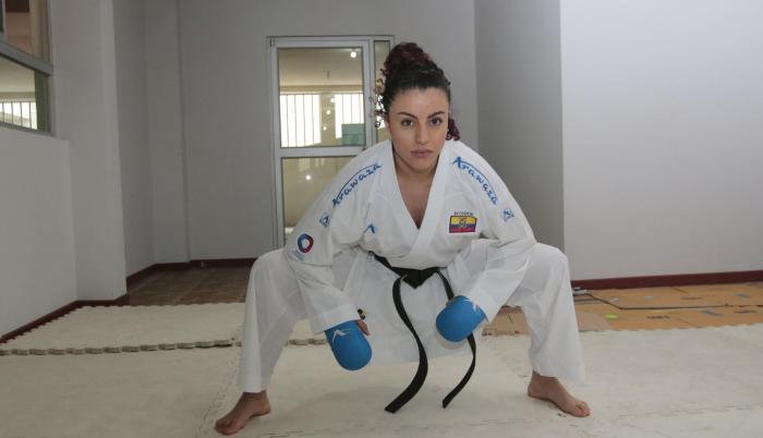Dedicación. Factos tiene un gimnasio en su casa. Aprovecha hasta los días de descanso para depurar su técnica.