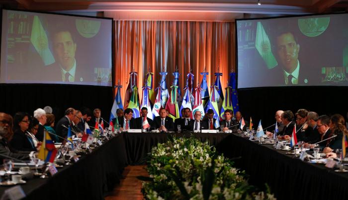 El presidente interino, Juan Guaidó, participó a través de videoconferencia en una reunión de ministros de Relaciones Exteriores de los países que integran el Grupo de Lima este martes, en Buenos Aires, Argentina.