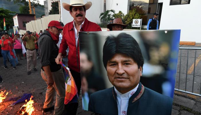 El expresidente Evo Morales recibió asilo político en México.
