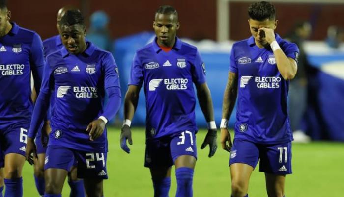 Pese a que el Bombillo ganó en el partido de vuelta, no le fue suficiente para meterse en la semifinal del torneo. Macarpa avanza a los playoffs.