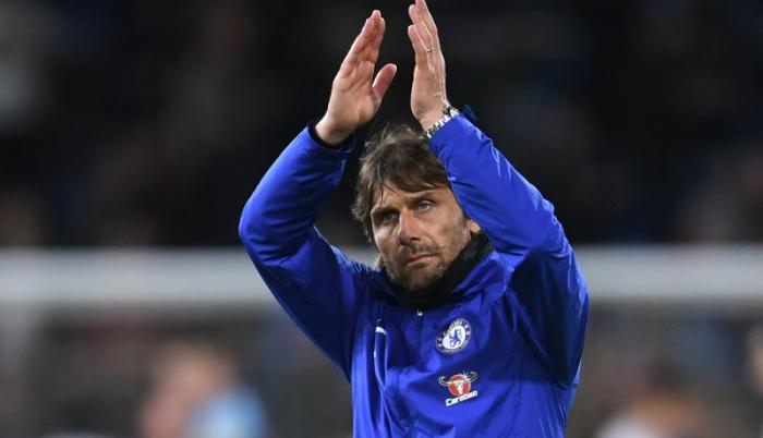 Antonio Conte, DT del Inter de Milán, controla obsesivamente a la plantilla.