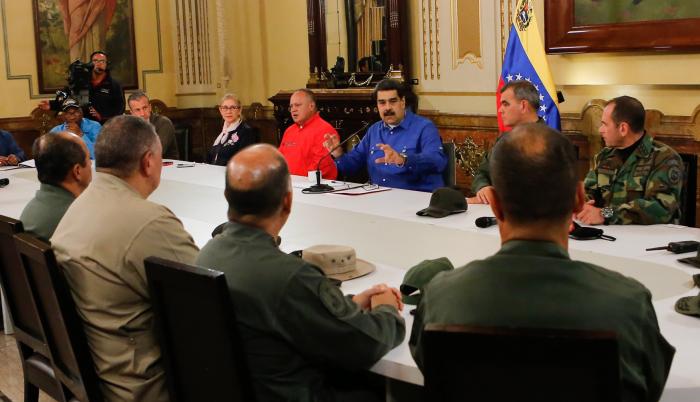 Nicolas Maduro reapareció junto a su equipo de gobierno.