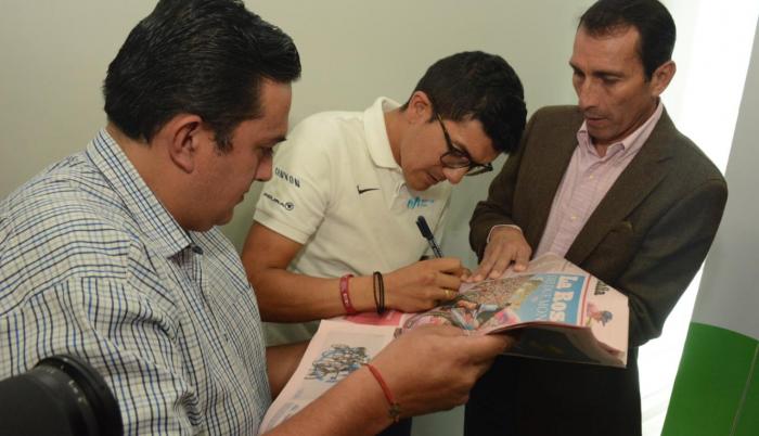 Rueda de prensa en la despedida de Richard Carapaz del Movistar Team.