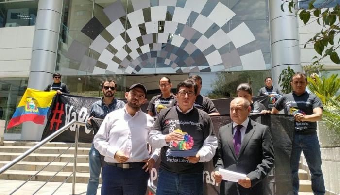 El colectivo de empleados petroleros representa a más de 10.000 familias que están vinculadas a las actividades hidrocarburíferas.