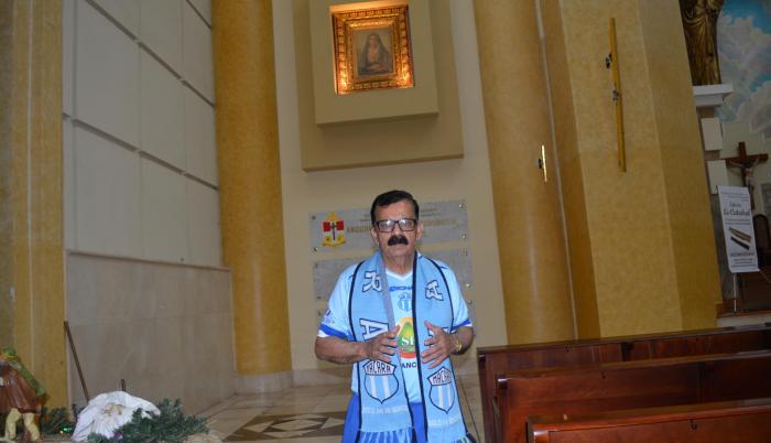 Manuel Vásconez es devoto a la Virgen la Dolorosa a quien siempre le pide que ayude a su equipo.