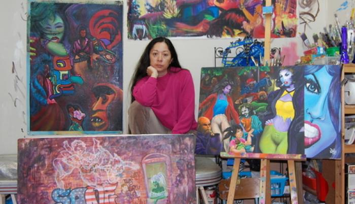 Sandra Fabara entró al mundo del grafiti cuando su primer novio, grafitero, fue arrestado por la policía.
