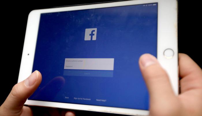 Facebook se ha visto salpicada durante los últimos meses por multitud de escándalos relativos a su gestión de la privacidad de los datos de los usuarios.
