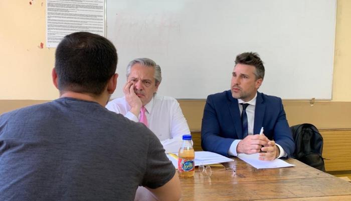 Alberto Fernández siguió en su profesión como profesor tomando exámenes a sus alumnos de Derecho Penal de la UBA