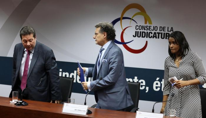 Marco Proaño, delegado de la Procuraduría; Pablo Celi, contralor General del Estado, y Diana Salazar, fiscal General, presentaron la queja contra los jueces.