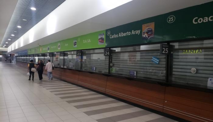 Así luce la Terminal Terrestre de Guayaquil el segundo día de paro de transporte.