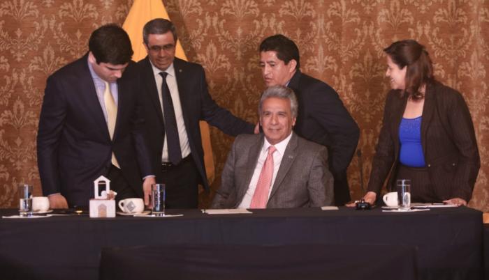 La falta de entrega de recursos ha paralizado obras, especialmente las que respectan a vialidad y riego.