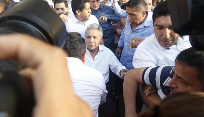 El pronunciamiento se dio luego de que Moreno mantuviera una reunión con representantes de las Funciones del Estado.