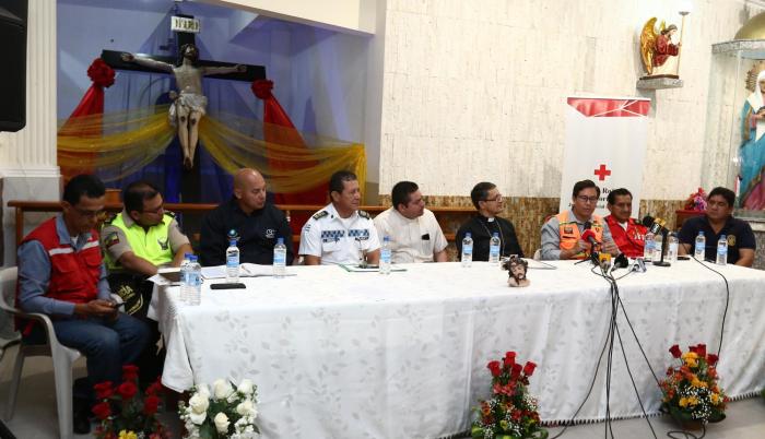 Rueda de prensa sobre la procesión del Cristo del Consuelo en Guayaquil.