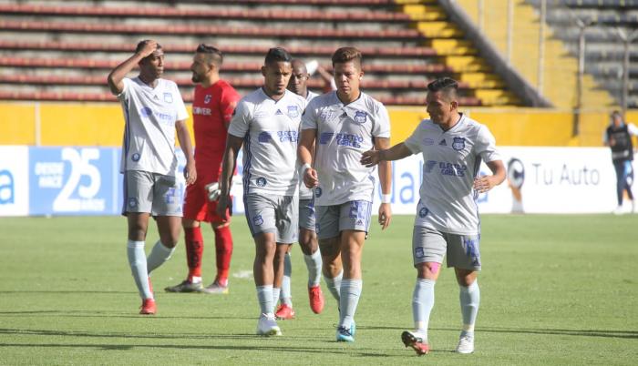 El domingo, Emelec se enfrentó a Universidad Católica; este miércoles chocará con Liga de Quito en el juego de vuelta de las semifinales de la Copa Ecuador.