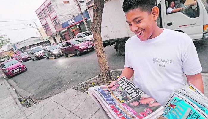 El joven agradeció a EXTRA por hacer pública su historia. El presidente de BanEcuador visitó la casa de Robert, donde se reunió con la familia del joven.