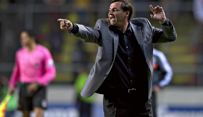 El entrenador argentino, Fabían Bustos, está en la mira de otros equipos ecuatorianos para que sea él, quien dirija el cuerpo técnico.