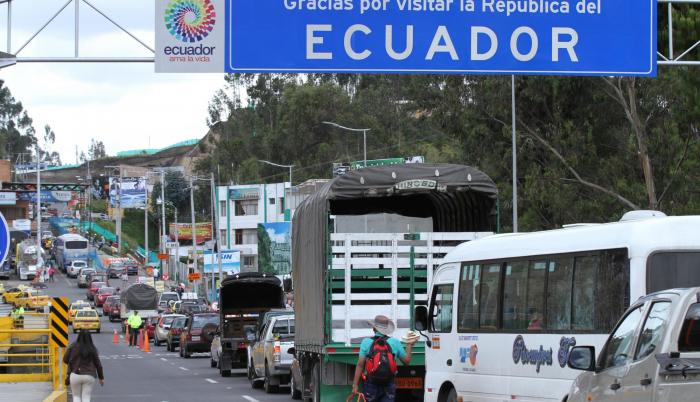 El puente internacional de Rumichaca es uno de los pasos fronterizos entre Ecuador y Colombia.