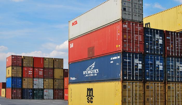 Referencial. $ 49 millones fue el saldo a favor de la balanza comercial de Ecuador, entre enero y mayo.