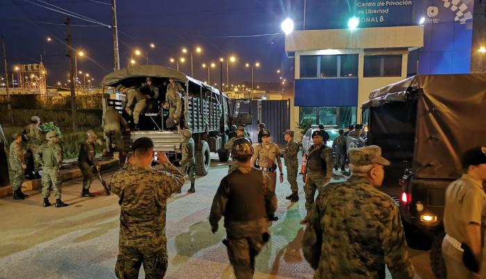 Militares acudieron al Centro de Privación de Libertad Zonal 8.