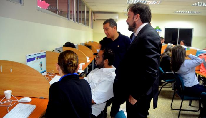 Trabajo. Los docentes de Copol se han capacitado para impartir a sus alumnos los conocimientos adquiridos.