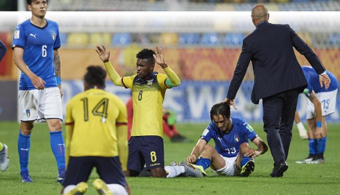 Revancha. En la fase de grupos, fue Italia la que celebró la finalización del cotejo tras su victoria por 1-0. Esta vez fue la Tricolor la que se quedó con el festejo del tercer lugar.