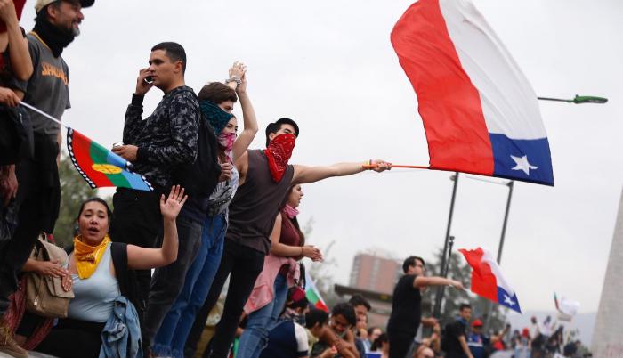 Chile cumple tres semanas de protestas con una masiva marcha en Santiago
