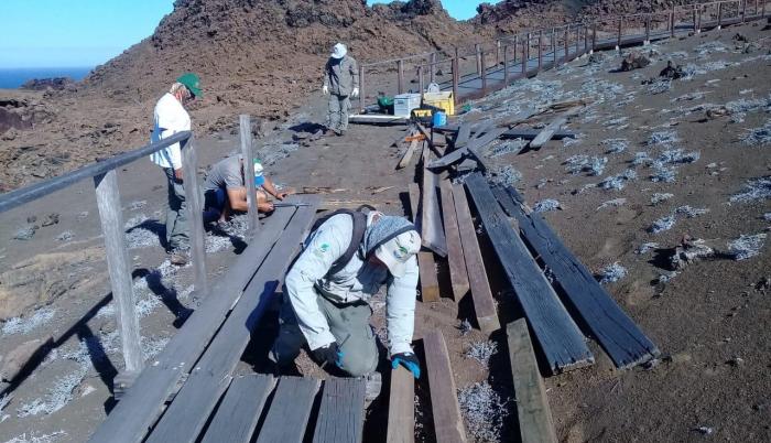 El islote está ubicado en el nororiente de Galápagos.