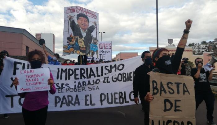 Sectores sociales marchan hoy, 16 de julio, en el centro de Quito.