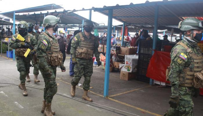 MILITARES SUR