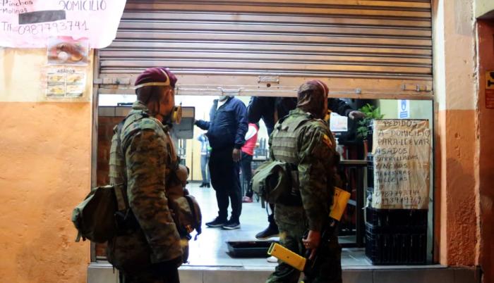 Iniciaron los operativos militares en Quito